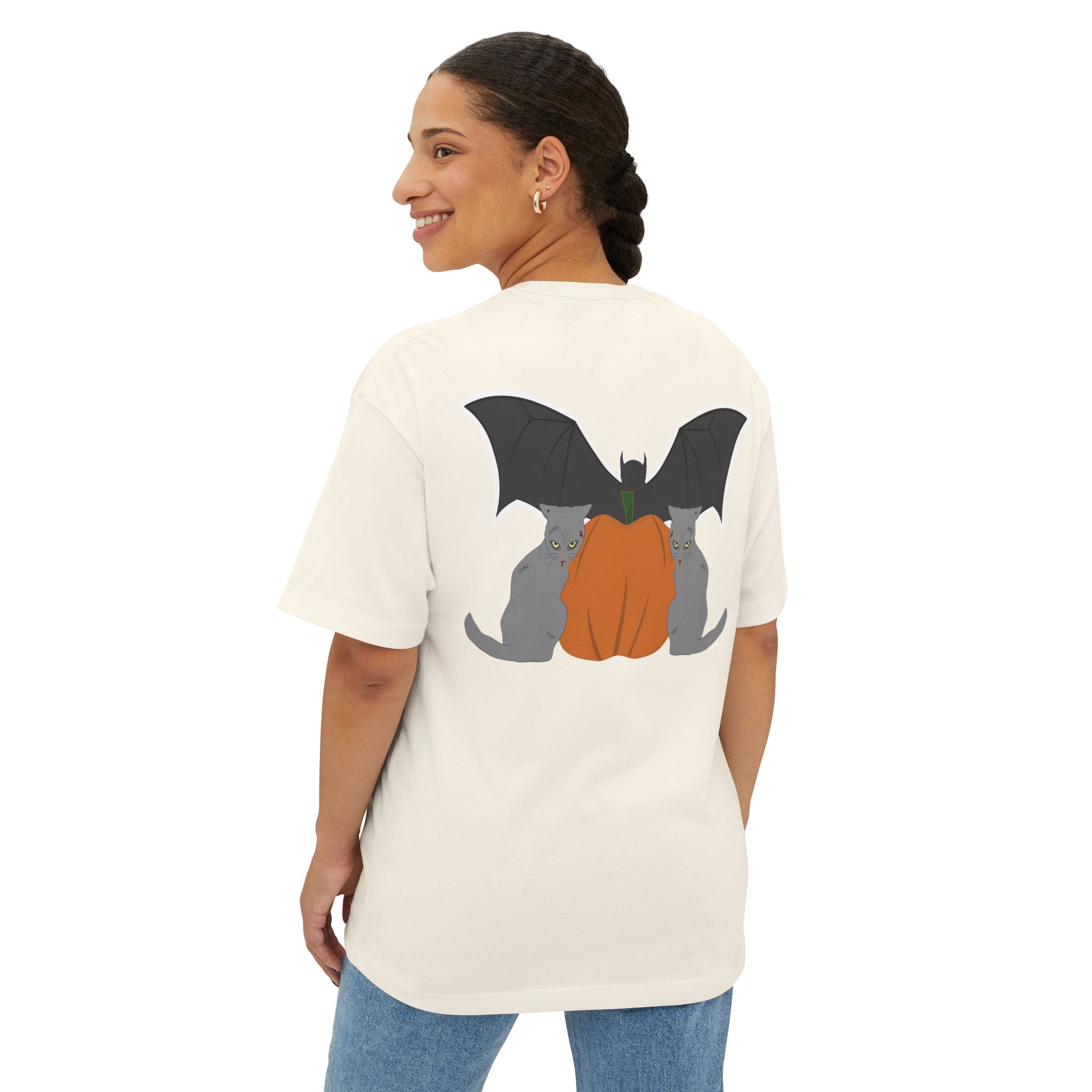 T-Shirt Scary Cat Head and Bat Design