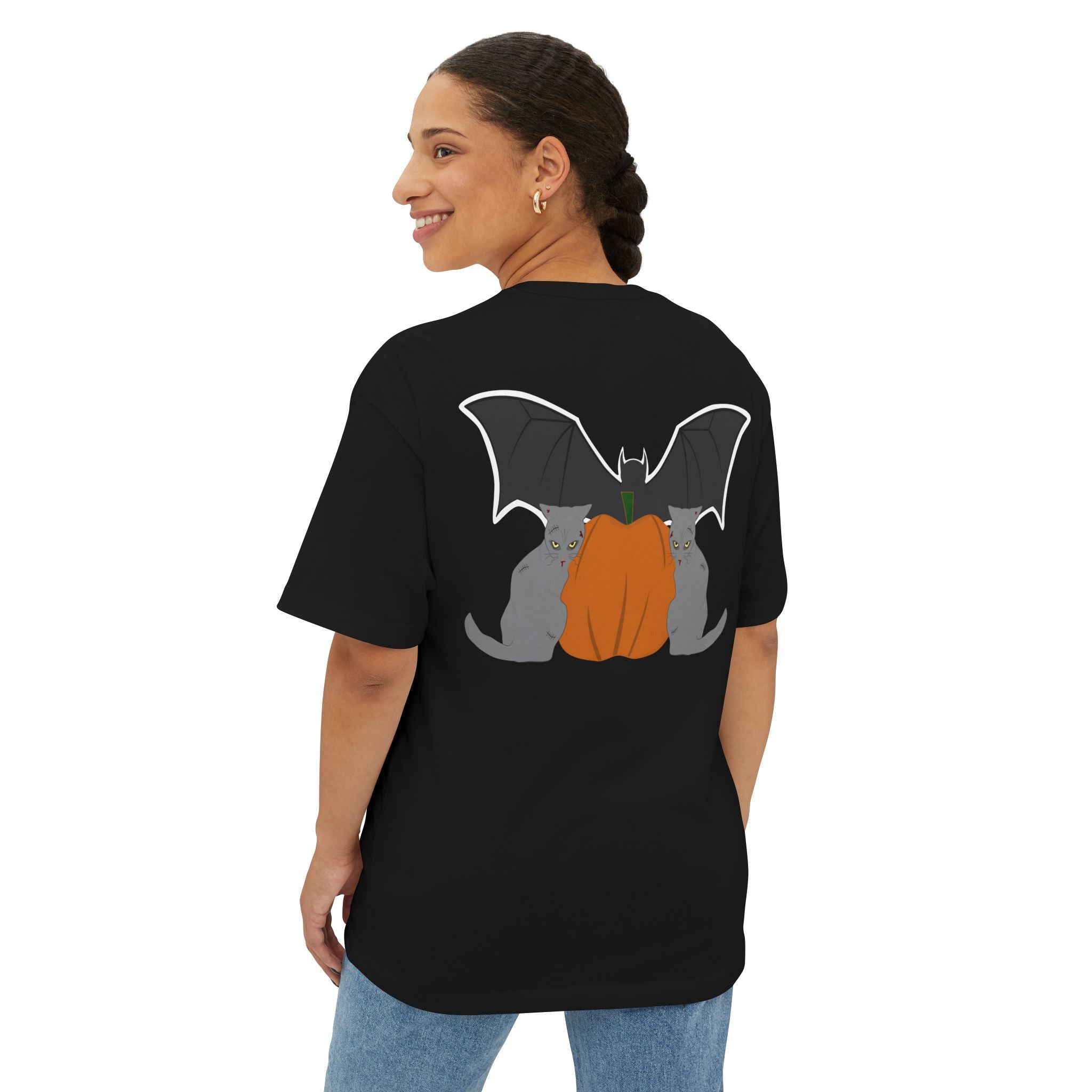 T-Shirt Scary Cat Head and Bat Design